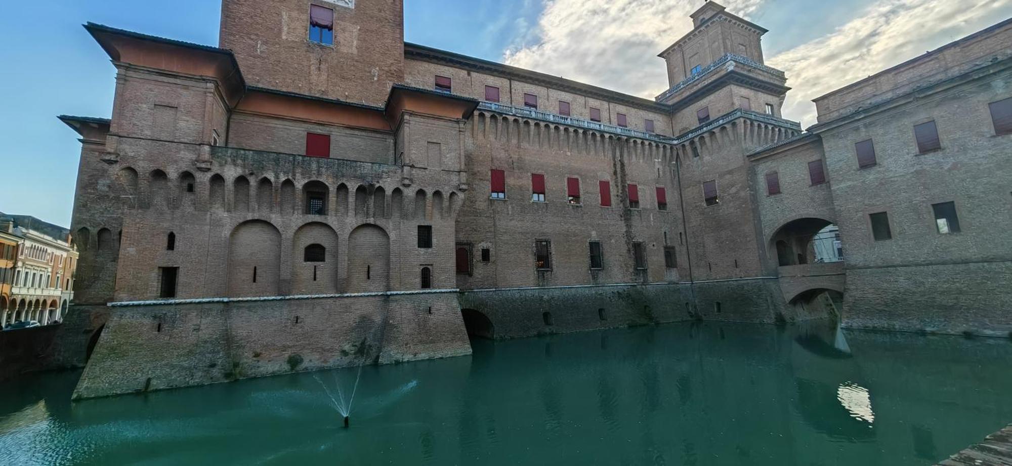 B&B Le Muse Ferrara Exterior photo